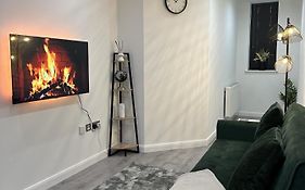 Luxe Apartment - Leicester City Centre